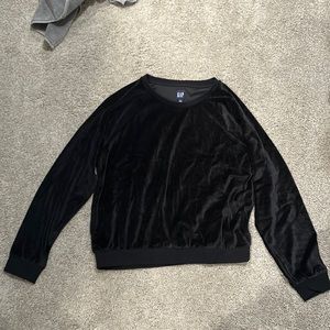 GAP NWT Velour Crewneck sweater